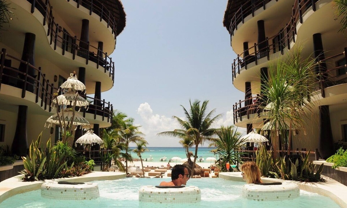 12th Street Condo | Luxury Oceanfront Condo