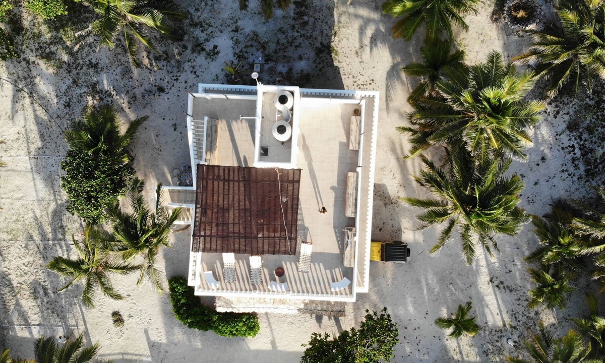 Xcalak Apartment | Mahi Mahi, Beachfront Apartment (6 guests), Level 3