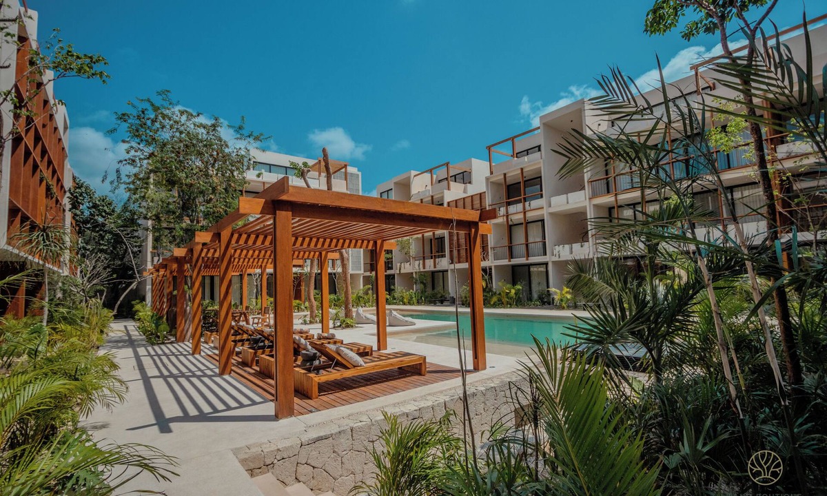 La Veleta Condo | Muunek by Landboutique
