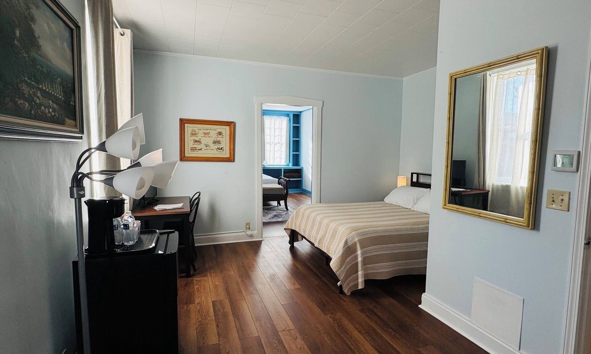 Hermann Hotel | Nestle Inn is a charming, historic hotel located in the heart of Hermann, MO