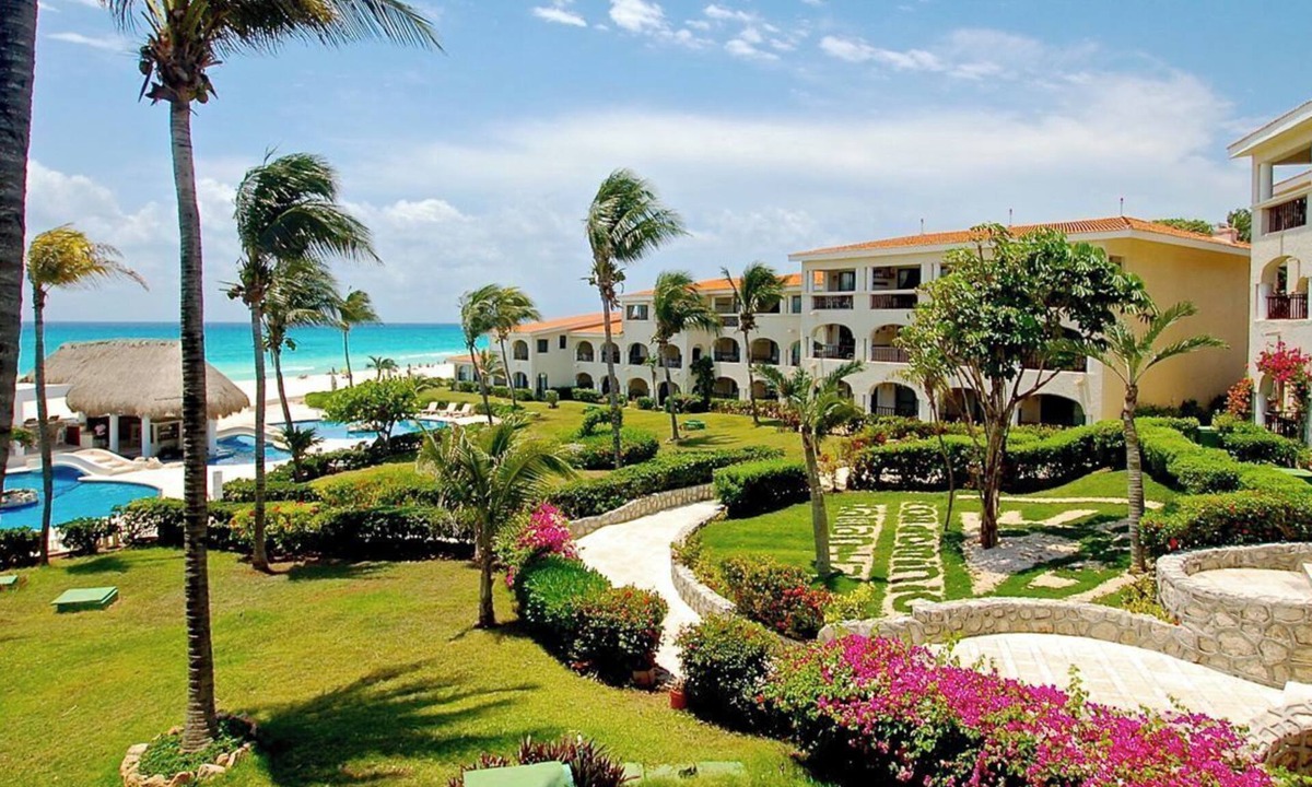 Playacar Fase I Condo | Ocean View 2BR Condo at Xaman Ha 7206