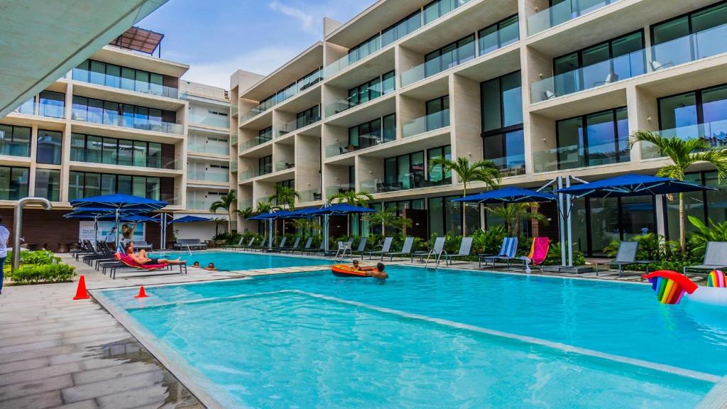 Downtown Apartment | Oceana 122