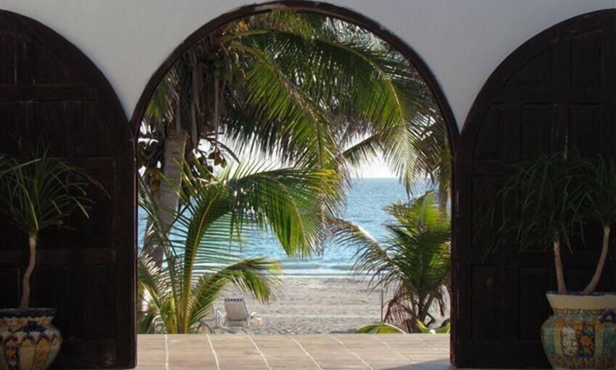 Chacchoben House | Paradise in Sian Ka'an Reserve - Right on the Beach