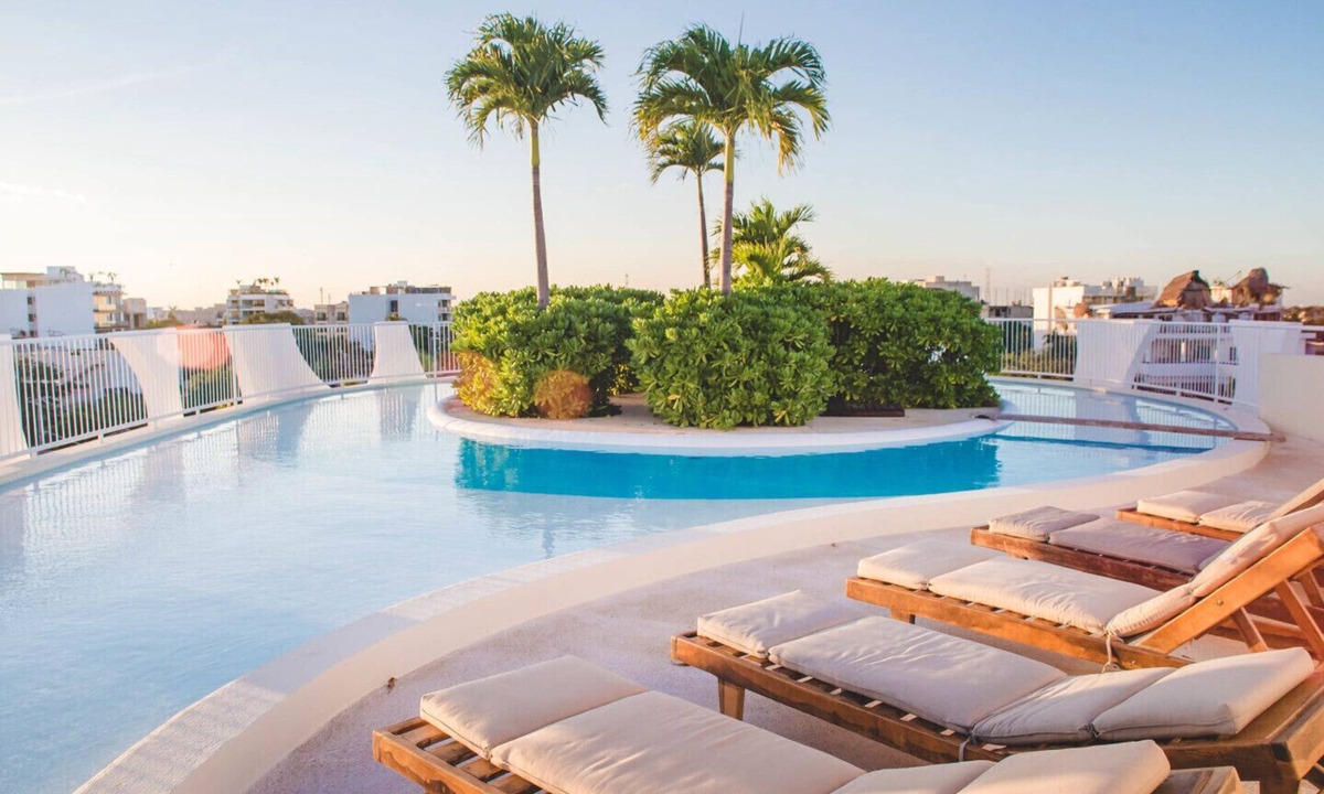 Zazil-ha Condo | Penthouse, 2 Rooftop Pools w/OceanView - Perfect For Family!