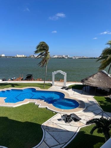 Zona Hotelera Apartment | Penthouse frente a la Laguna