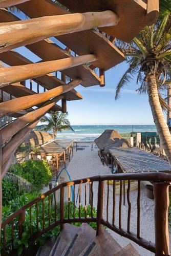 Zona Hotelera Hotel | Playa Canek Beachfront Eco Hotel