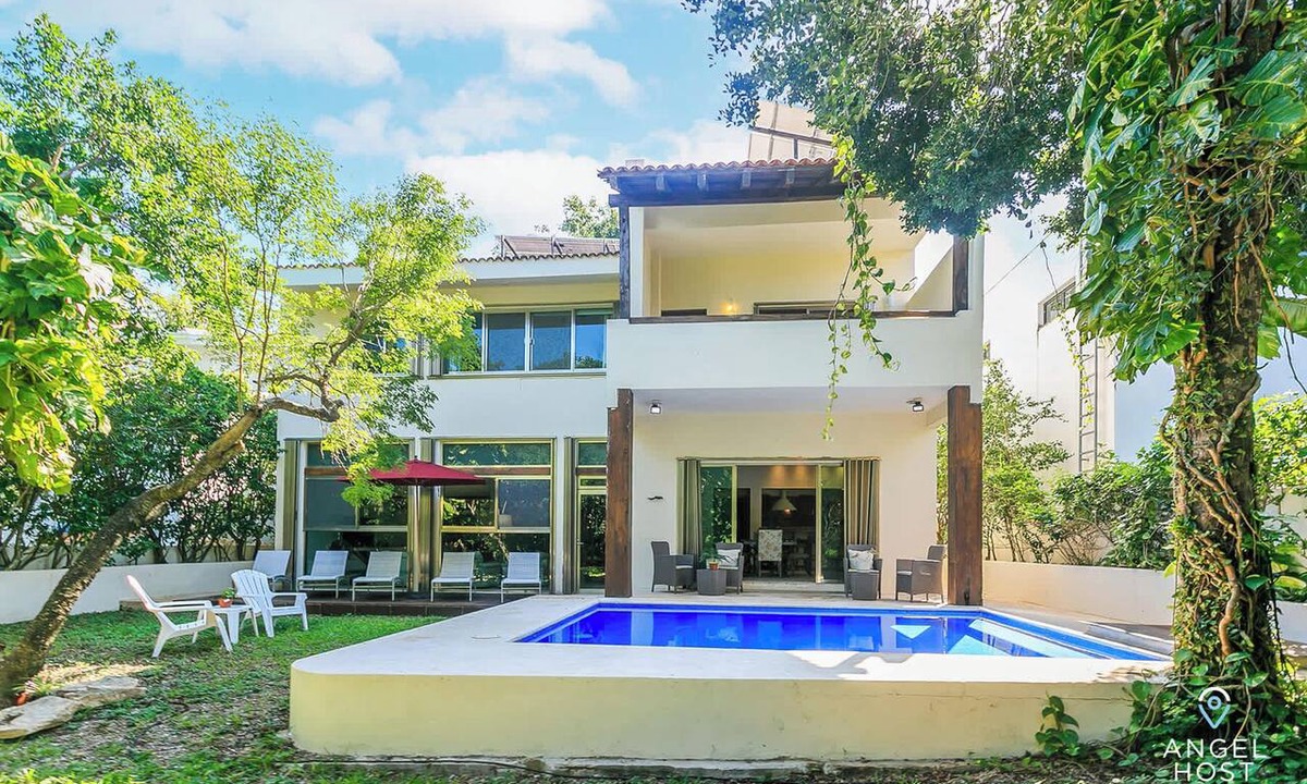 Playacar Villa | Playacar Villa with Pool Near Beach & 5th Avenue