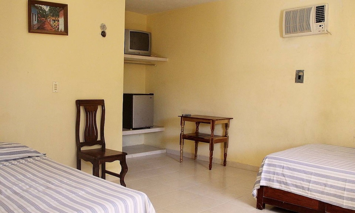 Celestun Hotel | Posada Lilia