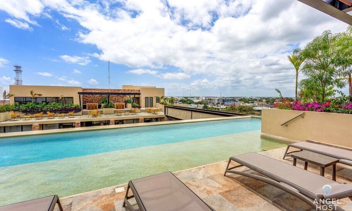 Centro Apartment | Private Balcony | Rooftop Pool | Gym | Near 5th