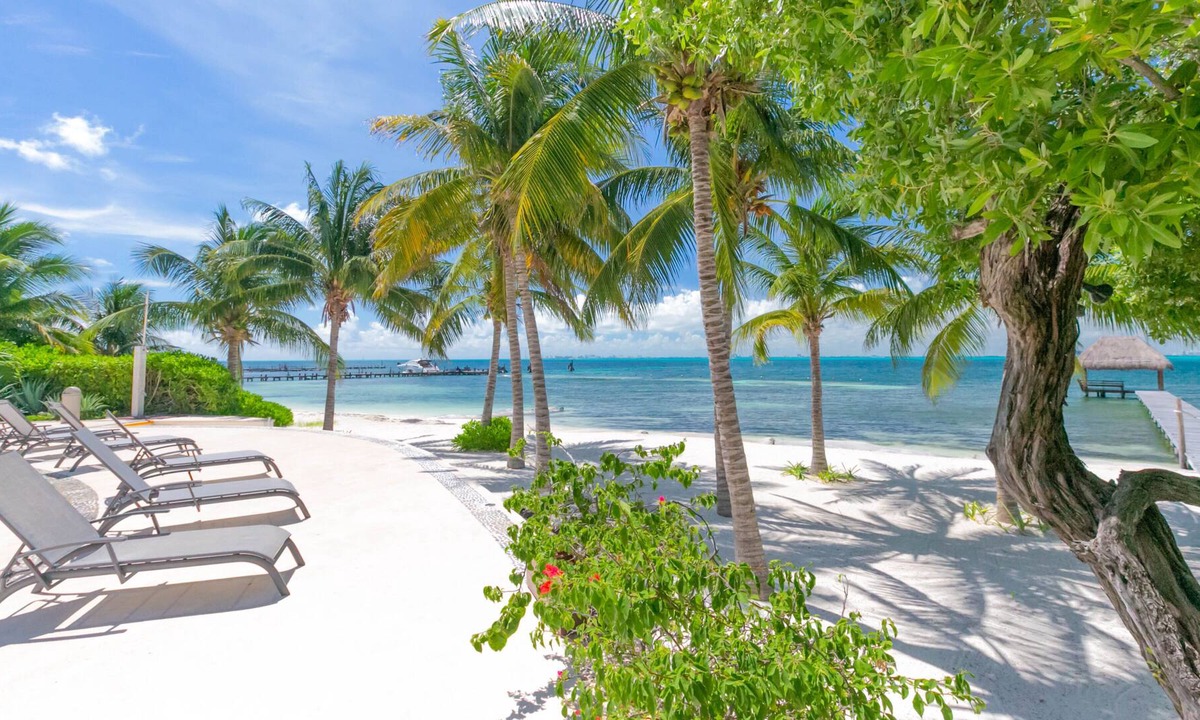 Isla Mujeres Condo | Puerta al Mar 403