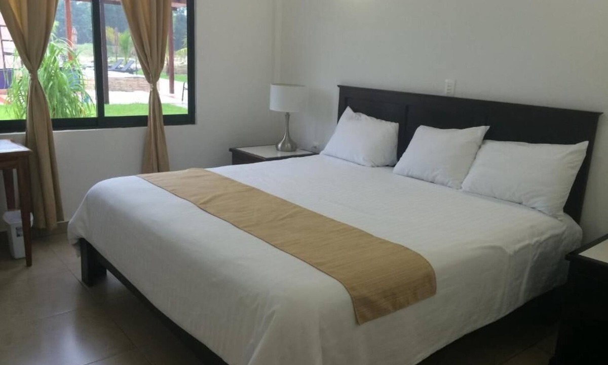 Escarcega Hotel | real primaveras campestre