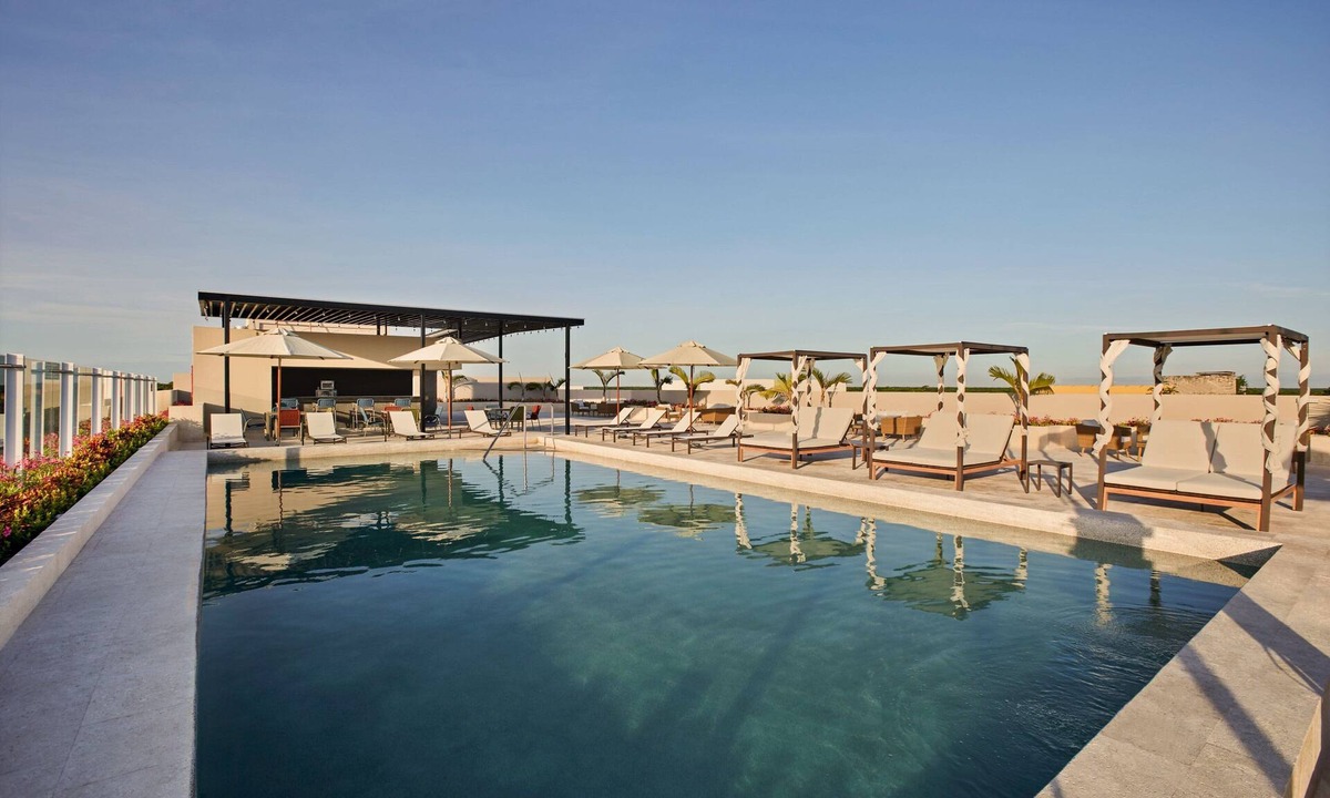 Playacar Fase II Hotel | Residence Inn by Marriott Playa del Carmen