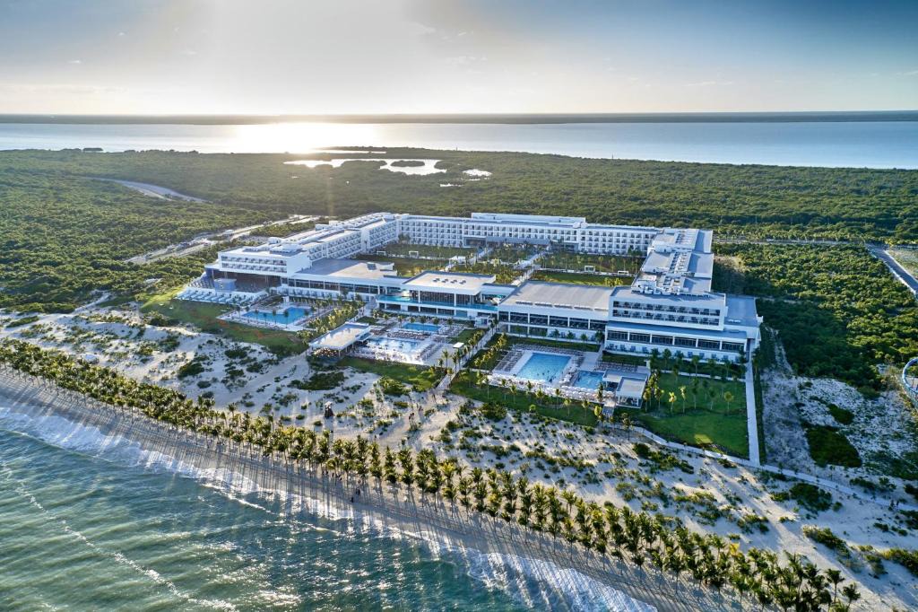 Costa Mujeres Resort | Riu Palace Costa Mujeres - All Inclusive