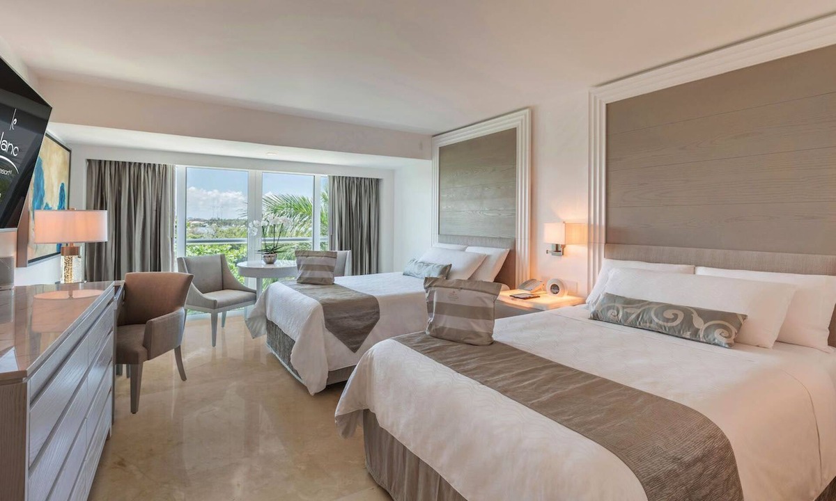 Zona Hotelera Hotel | Royal Deluxe Suites with Ocean View, Parial Ocean View or Lagoon Views.