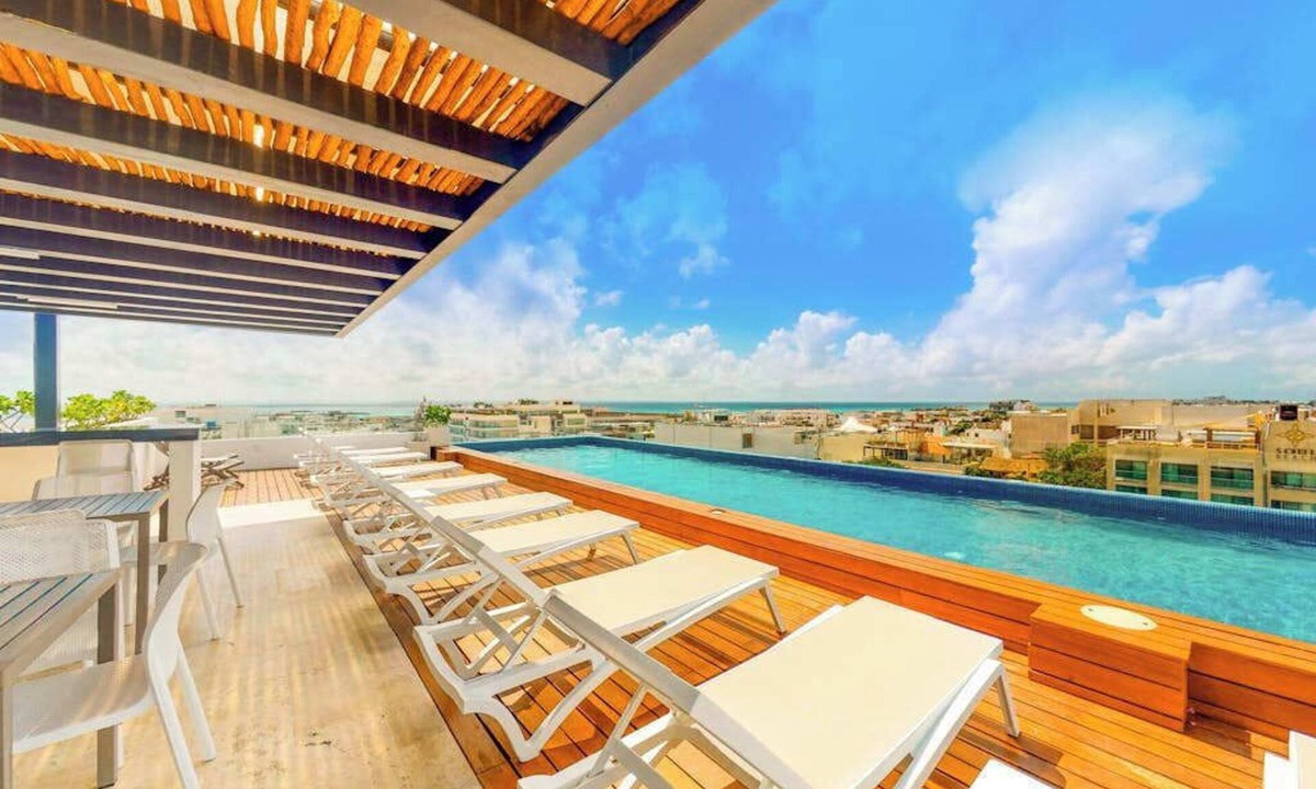 Ejidal Condo | Studio with Rooftop Pool | Playa del Carmen