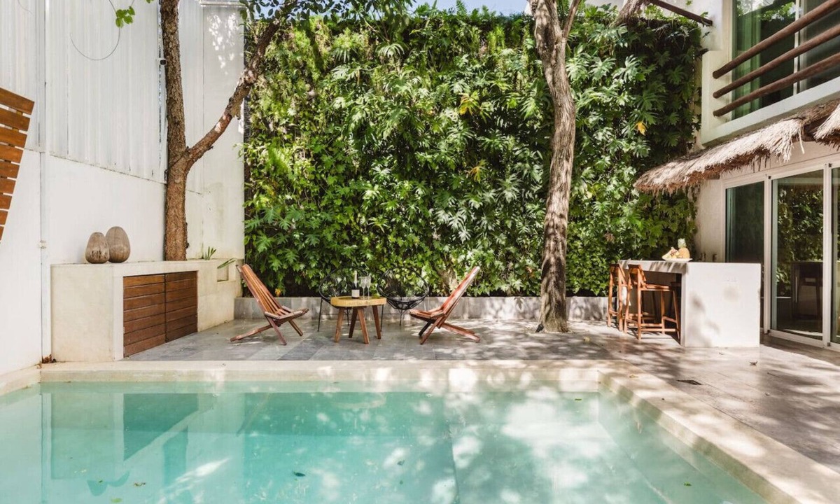 Downtown Cancun Villa | Stylish Cancún Villa · Rooftop & Pool Oasis