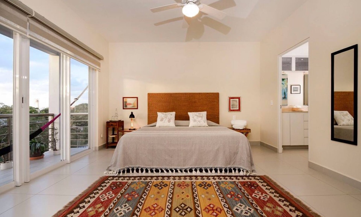 Colonia Centro Condo | Stylish & Spacious 3 bdrm condo Pool, Wi-Fi.