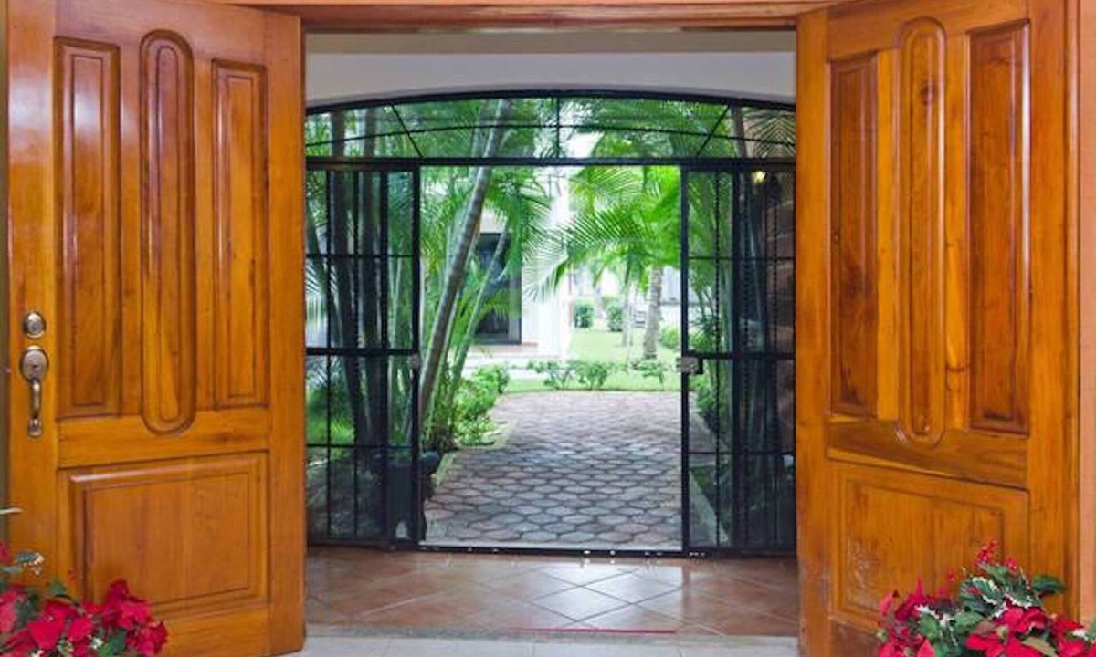 Playacar Bed & Breakfast | Suite Jacuzzi Room in Stunning Villa Playacar Ii