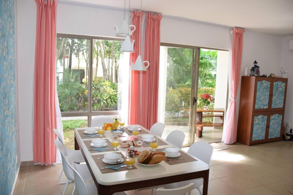 Playa del Carmen House | SUMMER TIP VILLA VAN GOGH with sportclub (8 pers)