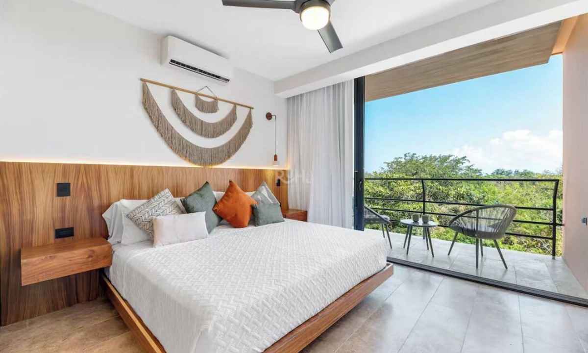 Luis Donaldo Colosio Hotel | Superior Studio, Balcony, Garden View - Ixuh Ocean Front 5 Ave Playa del Carmen
