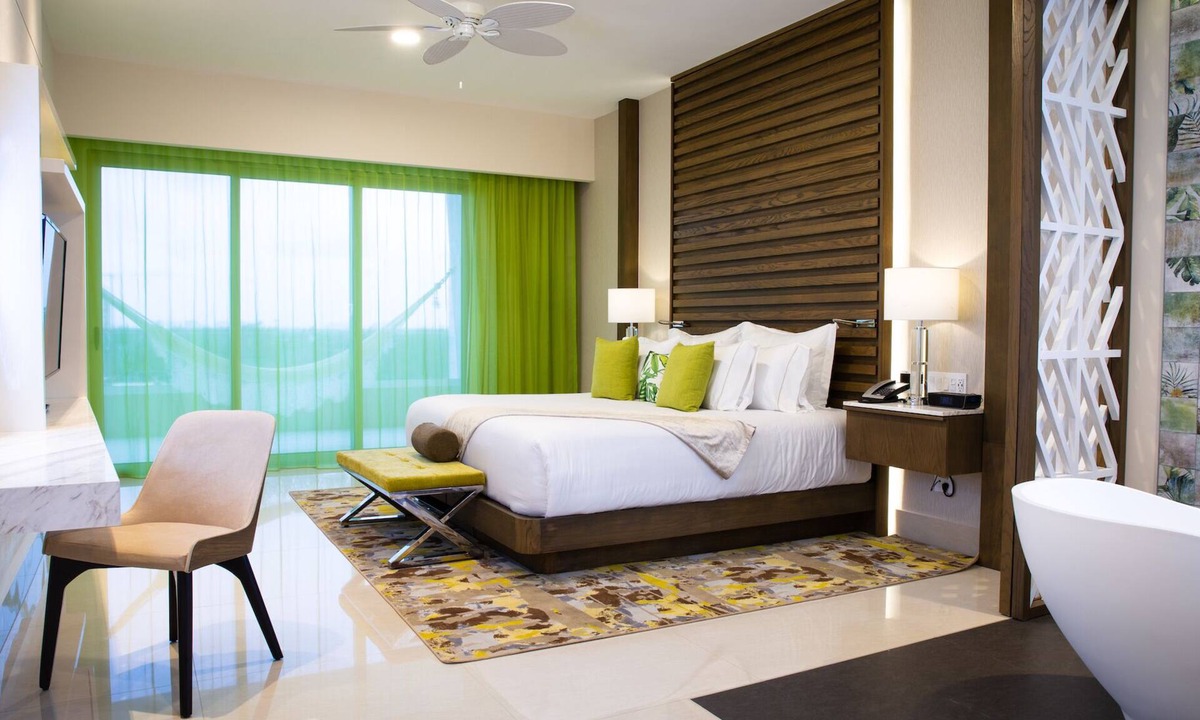 Cancun Apartment | Upscale Luxurious 3 Bedroom Penthouse Loft with All-Inclusive Option
