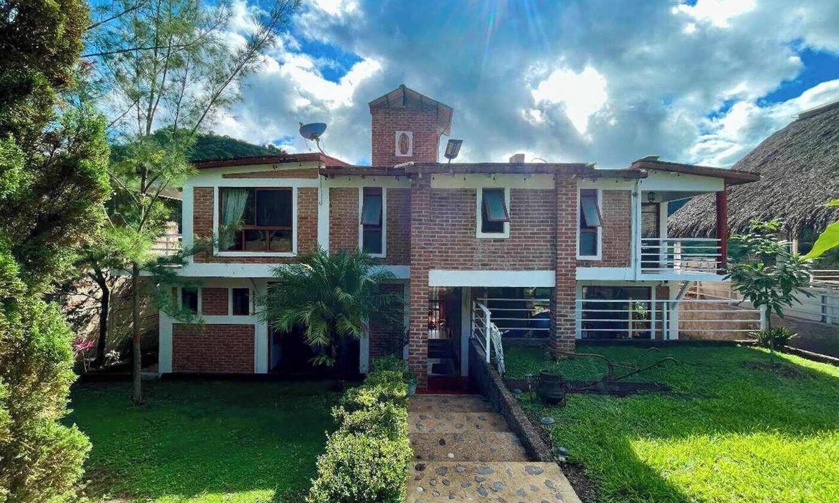 Alto Lucero Apartment | Villa Casa Blanca | 4BR Coastal Escape | Xalapa