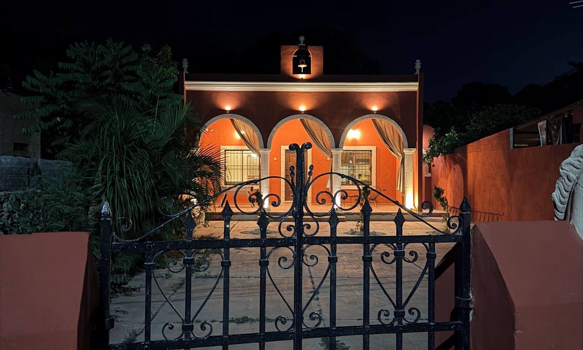Acanceh House | Villa Razielys: A Yucatecan Colonial House Near Cenotes and Archaeological Sites