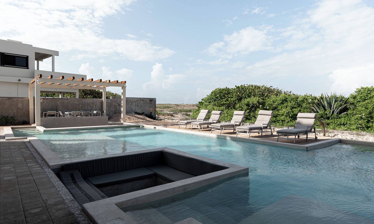 Colonia Meteorologico Hotel | Yaxche by Andiani Travel