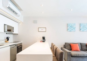 1 Bedroom, best location, Rooftop pool and Gym