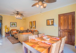 102 m² Condo ∙ 2 bedrooms ∙ 6 guests
