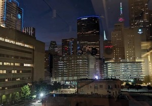 2 BR | 2 Bath | Downtown | Free Valet Parking | 5 in Dallas