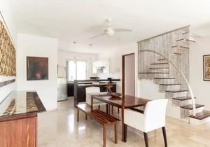 2 story PH 3B heated jacuzzi close beach
