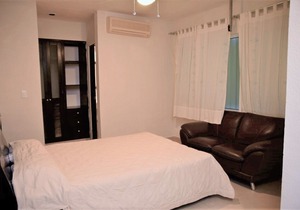 2BR Economic apartment – Trendiest & Downtown area