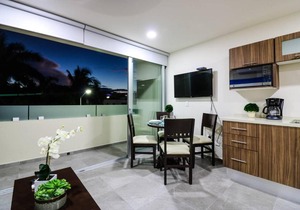 303 Cozy 1BR Suite Great Rooftop Pool/Bar Sleep 4!