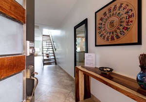 5⭐ Penthouse Private Rooftop & 1 Block to Beach!