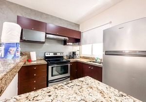 Amazing and big condo in downtown, 3 bedrooms all in suite and spacious areas