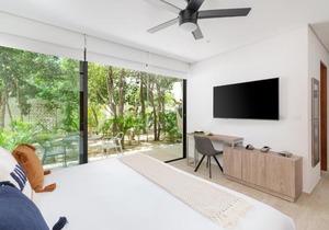 BÄAK- D106- LUXURY studio with Beautiful Terrace WiFi