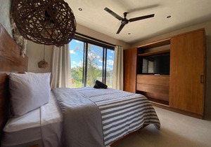 Beautiful Jungle View Luxury Studio