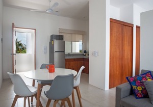 Brand New, Cozy & Equipped Puerto Morelos Condos. 5 min away from the beach.