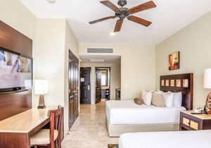 CANCUN 2 BR WATERFRNT PENTHOUSE VILLA DEL PALMAR-other size suite also available