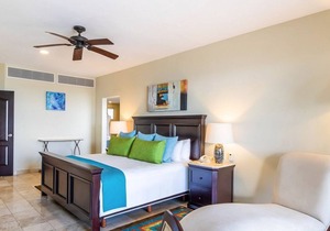 CANCUN 2 BR WATERFRNT PENTHOUSE VILLA DEL PALMAR-other size suite also available