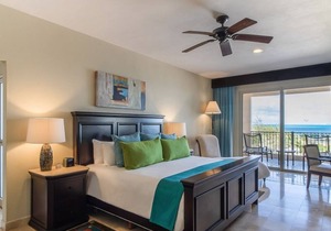 CANCUN 2 BR WATERFRNT PENTHOUSE VILLA DEL PALMAR-other size suite also available