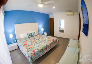 Comfy 2BR Condo at 38th Ave. by Happy Address