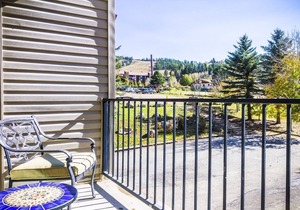 Condo two blocks from the Chile Express in Angel Fire