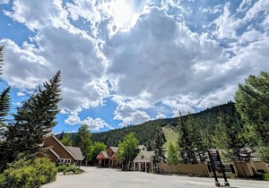 Cozy Studio, Perfect for A Summer Getaway! in Keystone