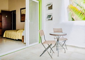 Deluxe Comfort Balcony Room With Swimming Pool Air Conditioning and Parking