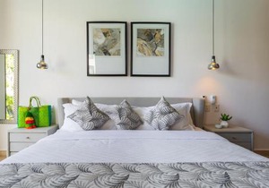 Hotel-style room in condominium with gym and spa included