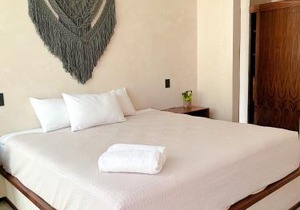 La Veleta luxury condos