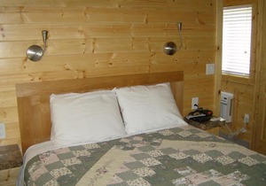 Lake Minden Camping Resort Cottage 5 in Nicolaus
