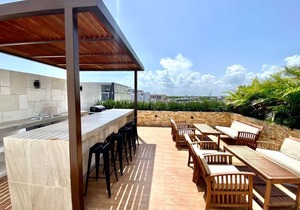 Location Location Location! Playa Del Carmen Condo